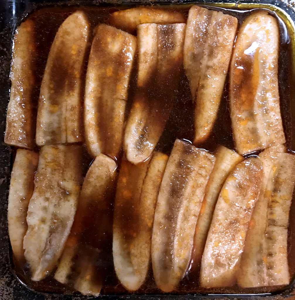 bananas marinating for jerky