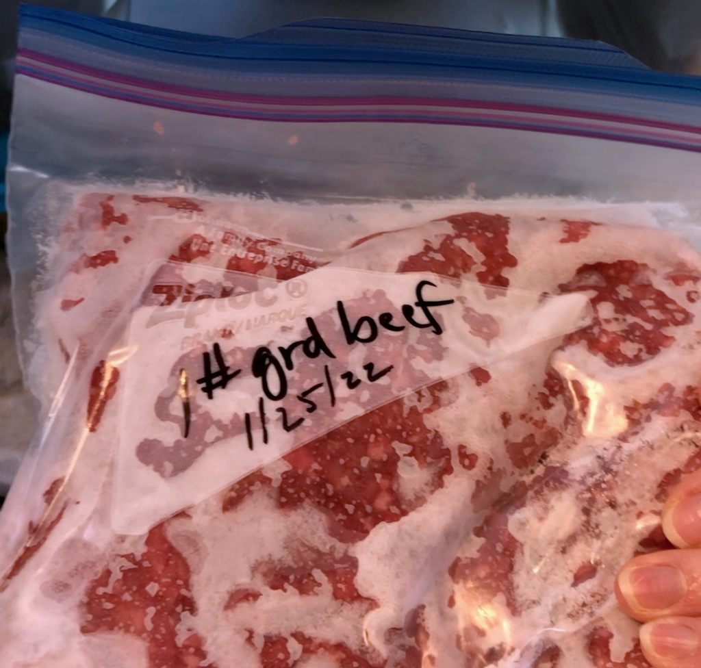 Mark your freezer bag with meat type, quantity and date