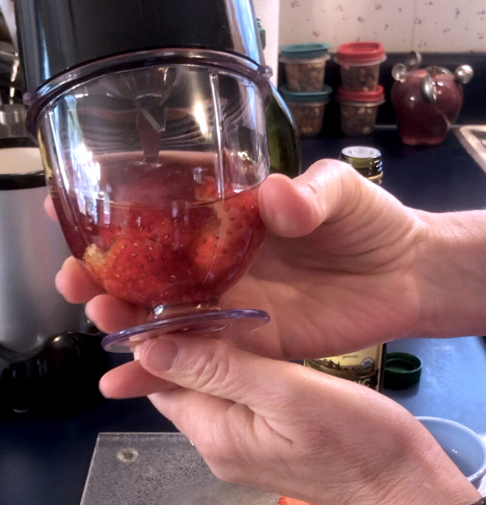 Put the vinaigrette ingredients in a blender cups